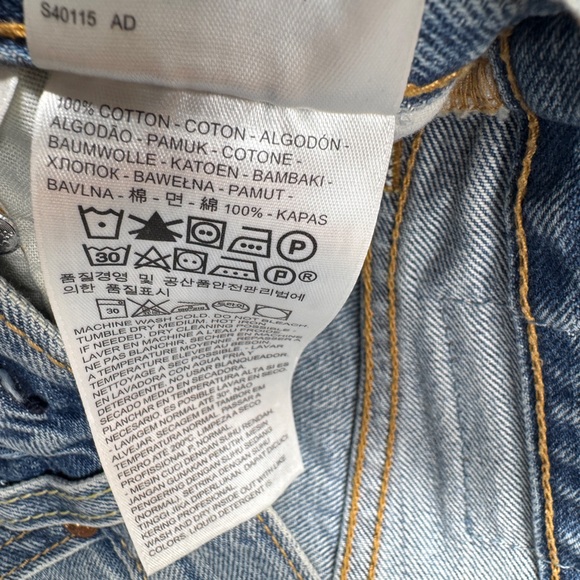 Levi’s 501 Cut Off Distressed Button Fly Waveline Denim Blue Jean Shorts 26 - Picture 15 of 16